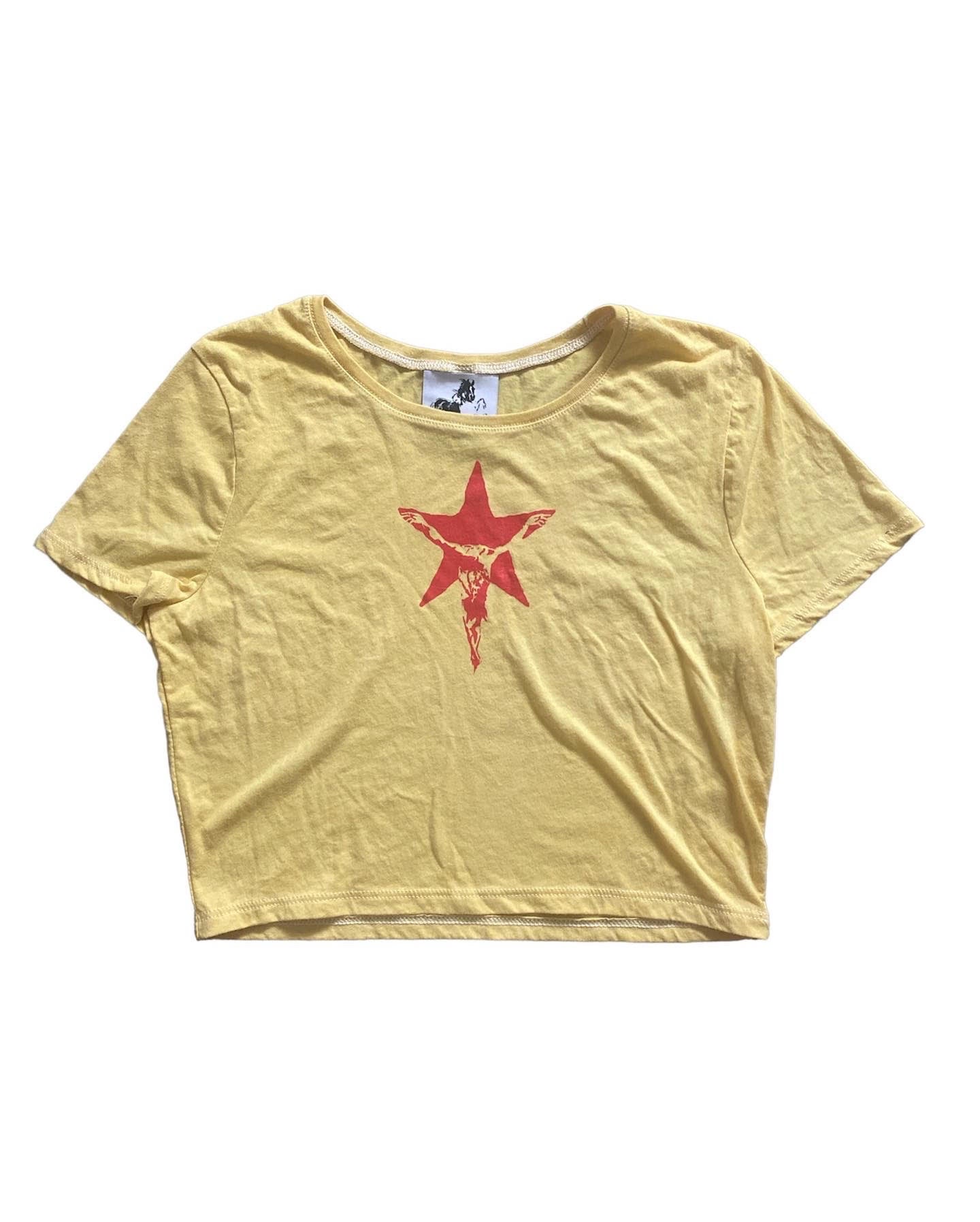 YELLOW STAR TEE